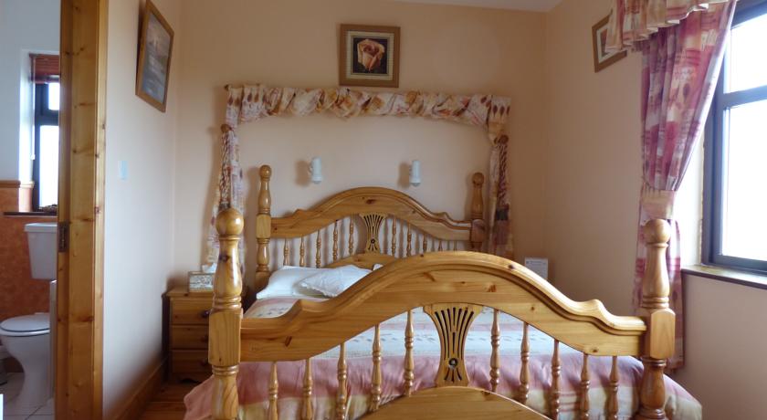 Beenoskee House Castlegregory Bed and Breakfast Kerry
