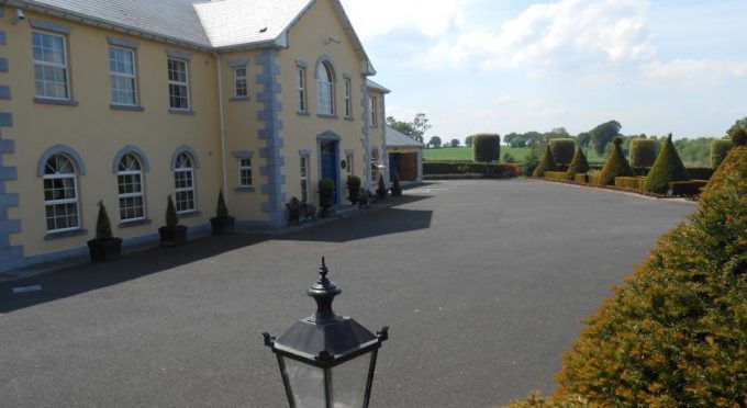 Aulber House Cashel Bed and Breakfast Tipperary