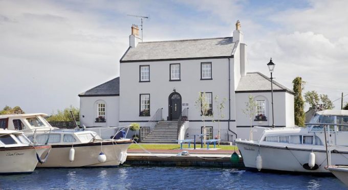 The Harbour Masters House Bed and Breakfast Offaly