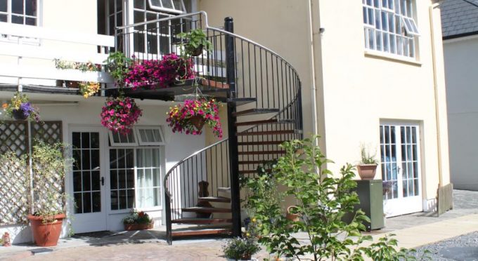 The Townhouse Leitrim Bed and Breakfast Accommodation